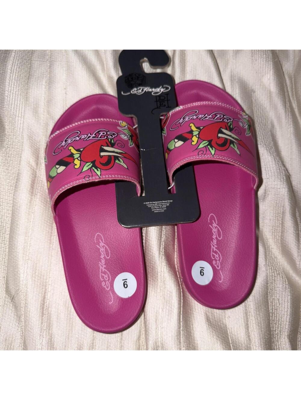 Ed Hardy Women's Hot Pink Heart Tattoo Slides Flip Flops NWT Size 9 Woman’s 9